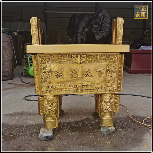 黃銅鼎大號(hào)鑄造